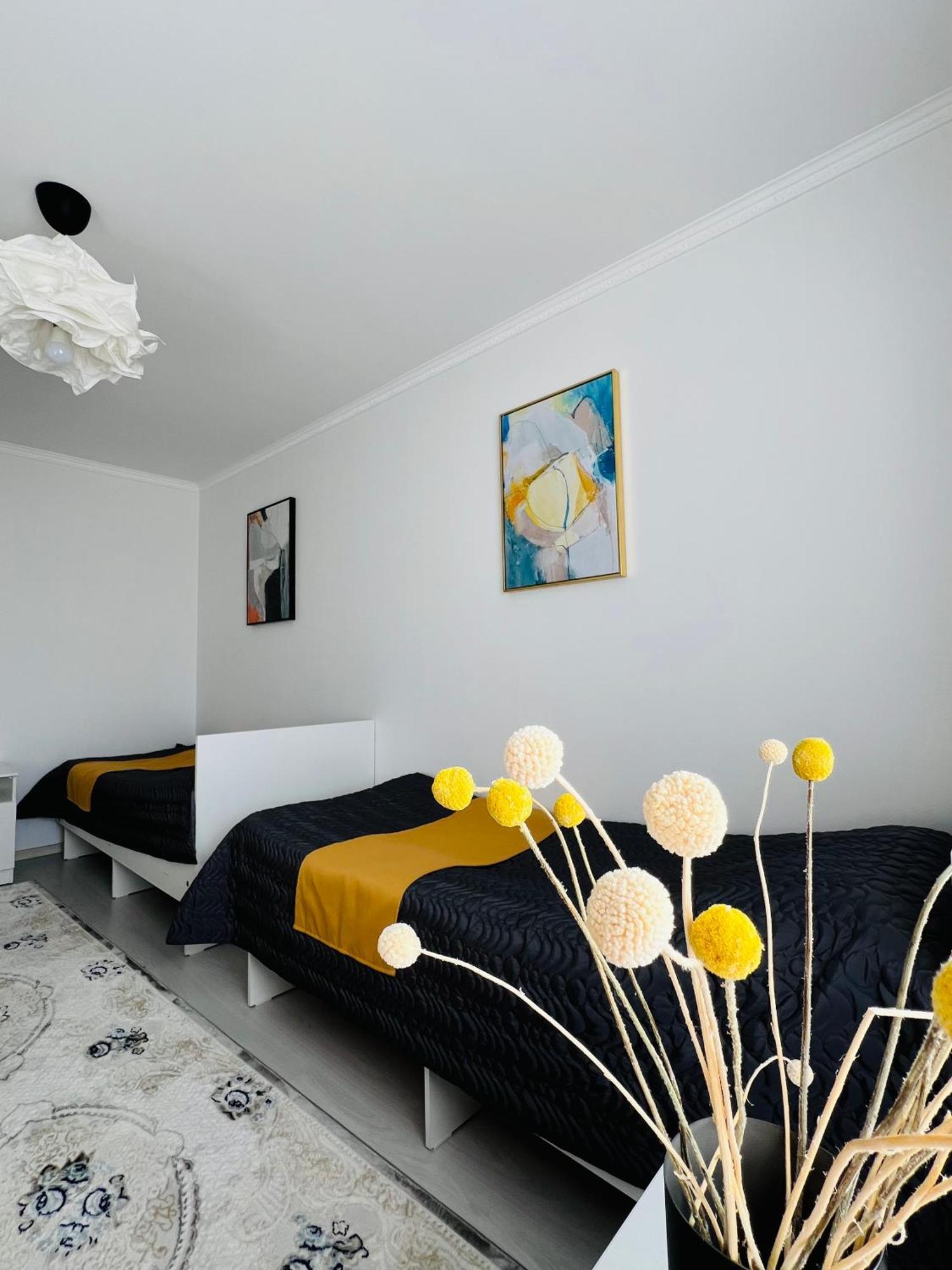 Guesthouse Greathome Karakol Exterior foto