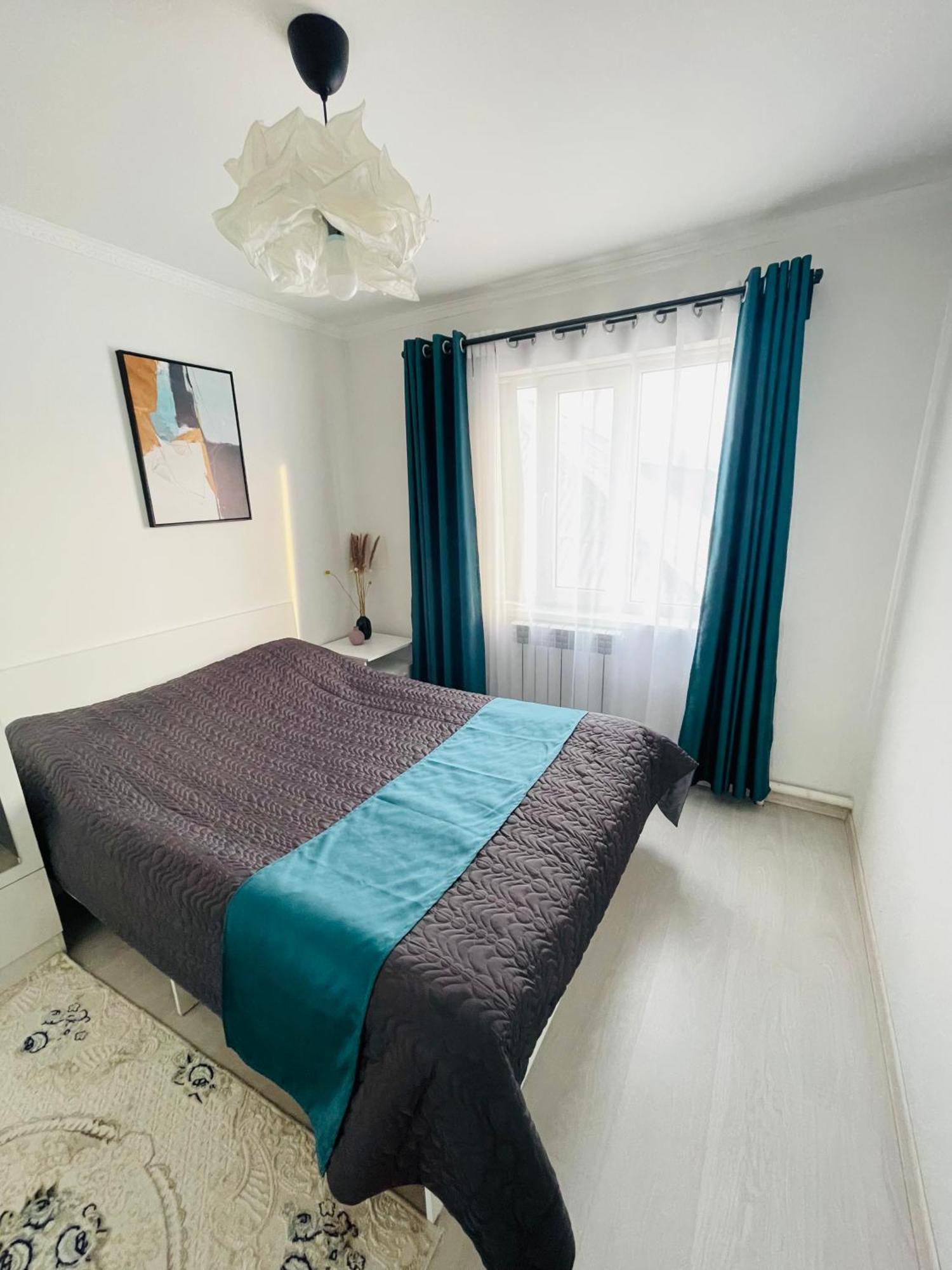 Guesthouse Greathome Karakol Exterior foto
